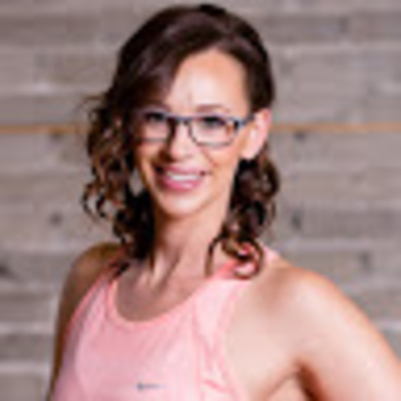 Meet your Posher, Dianna - Picture 1 of 1